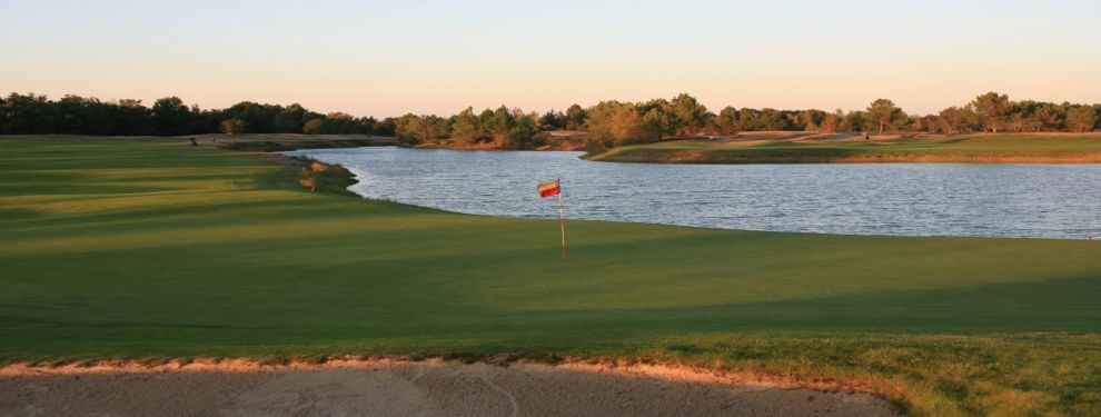 Medoc Vignes Golf Course